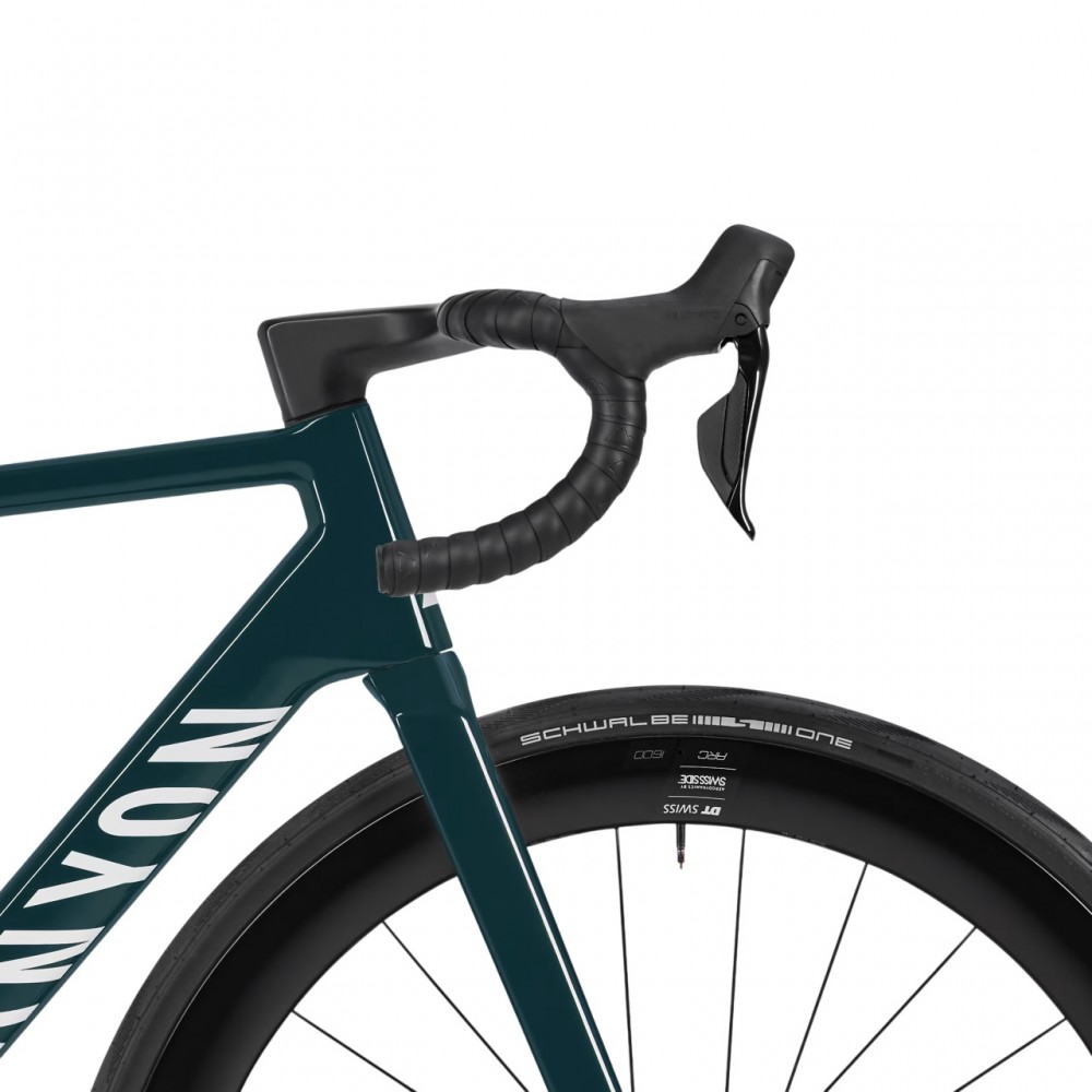 2026-Canyon-Ultimate-CF-7-Di2-AERO-Road-Bike-04